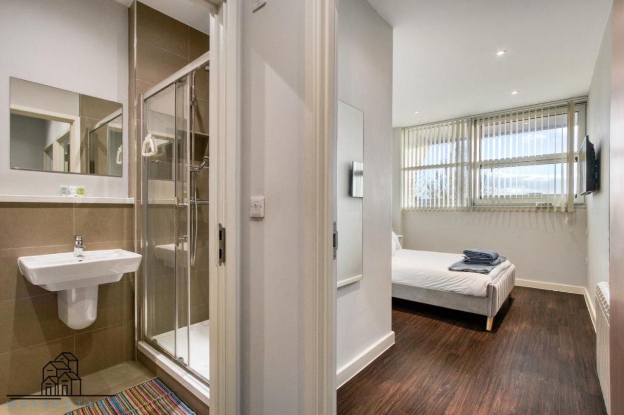 Апартаменты Cosy 1-Bed By Heathrow Airport Лондон Экстерьер фото